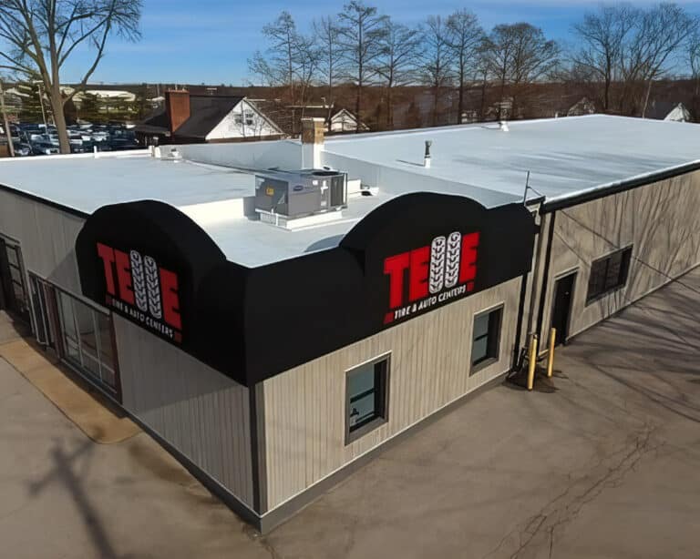 Flat roof on Telle Tire, Meyers, St. Louis